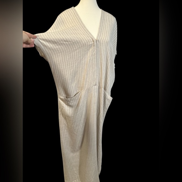 Zara Beige and Black Striped Ecru Linen Dress - Picture 2 of 9